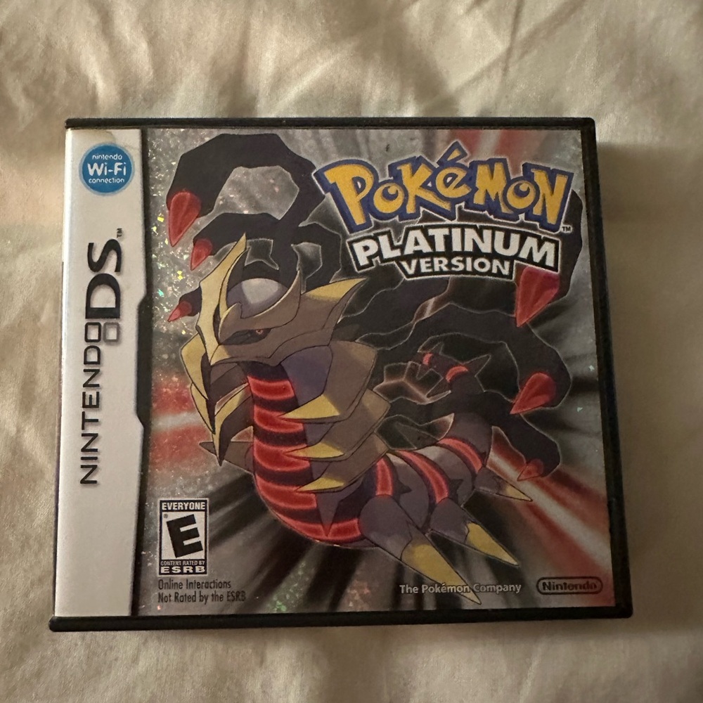 Nintendo Pokémon Platinum Version Black and Red Game
